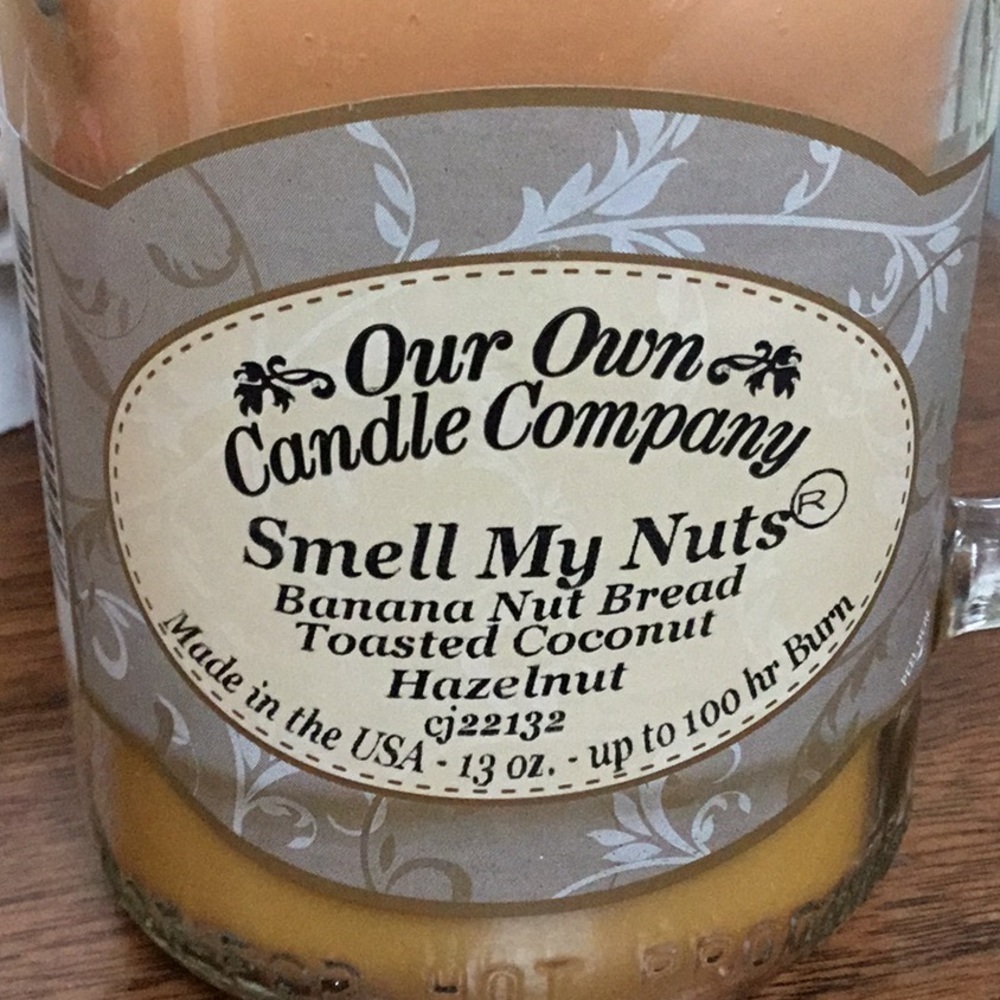 🔥NEW🔥 Smell my nuts candle. Funny name and smells amazing - Picture 5 of 9